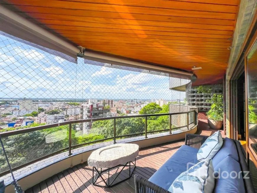 Imóvel na Engenheiro Álvaro Nunes Pereira com 3 dormitórios e 268.17m²