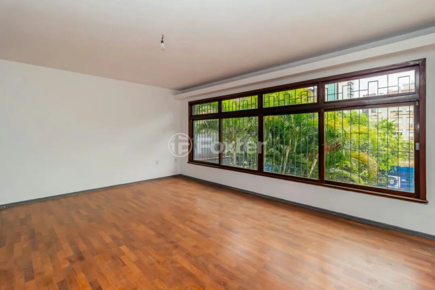 Casa à venda Rua Pedro Chaves Barcelos, Mont Serrat - Porto Alegre