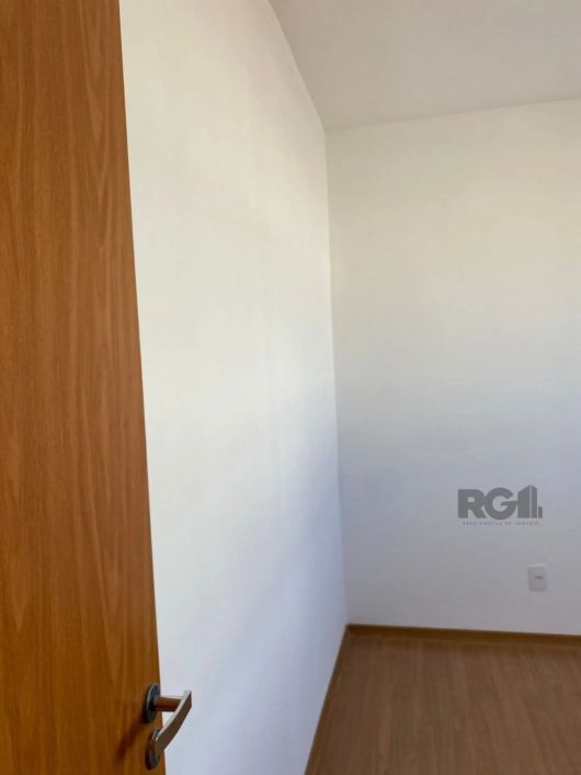 Apartamento com 41m², 2 dormitórios, living dois ambientes estar/jantar, cozinha americana com tampo