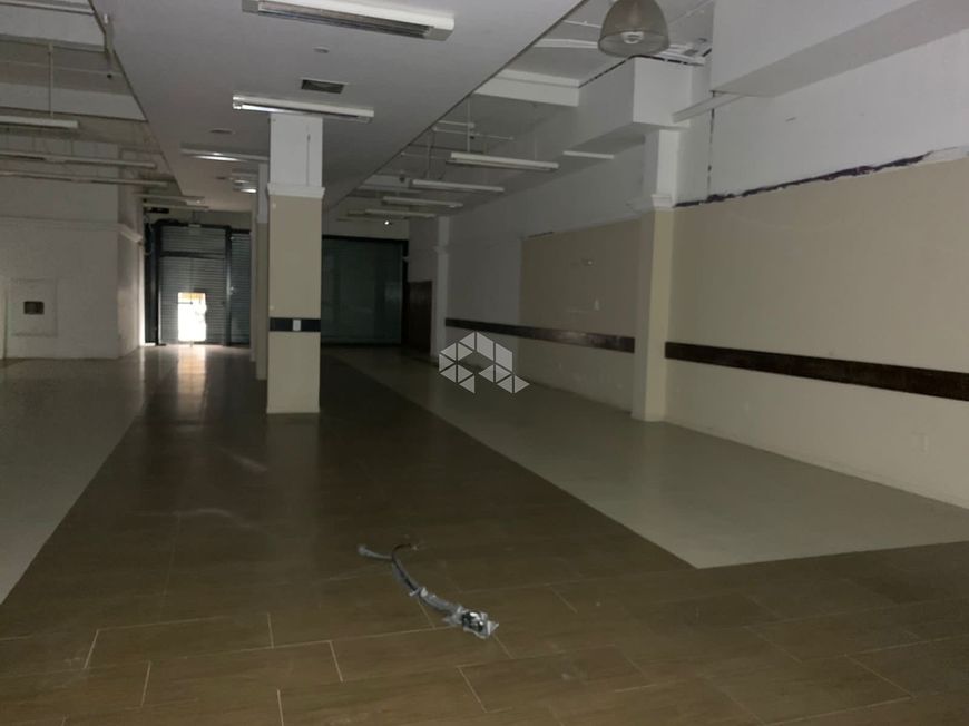 Crédito Real vende loja comercial com 509,46 m2 no bairro Centro Histórico, Porto Alegre - RS.