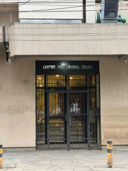 Ótima sala comercial desocupada no bairro São Joao
