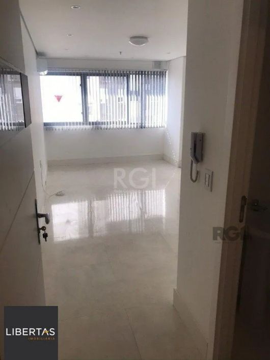 Excelente sala comercial Empreendimento ICON na Assis Brasil, com 25,17 m2