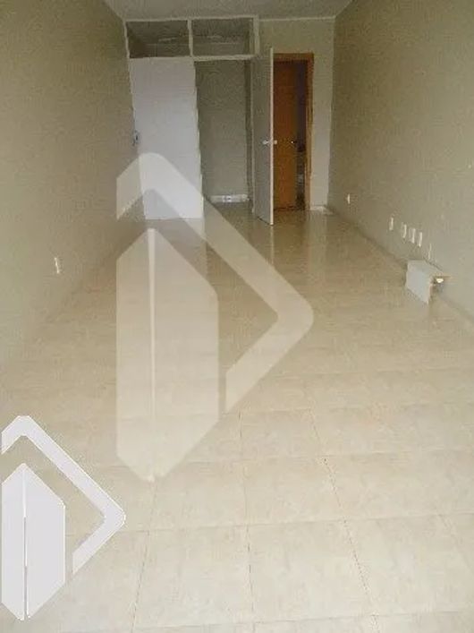 Escritório à venda no Menino Deus com área de 30 m² e ótima localização.