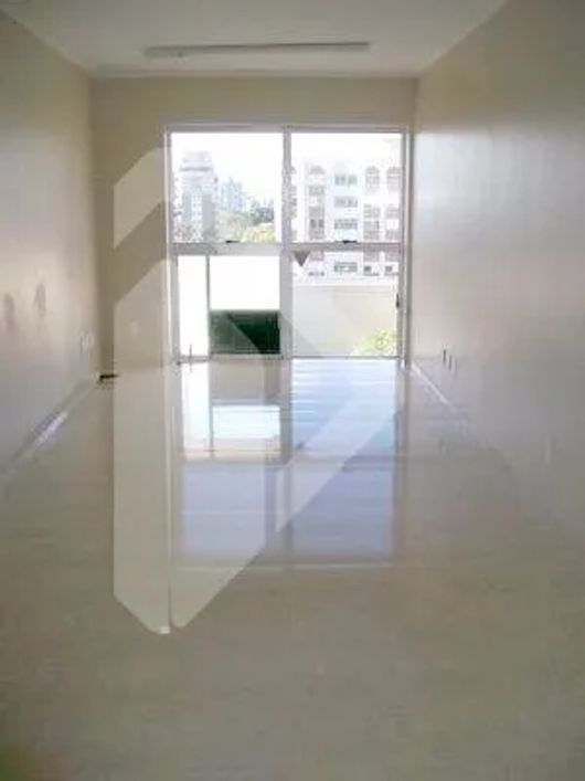 Escritório à venda no Menino Deus com área de 30 m² e ótima localização.