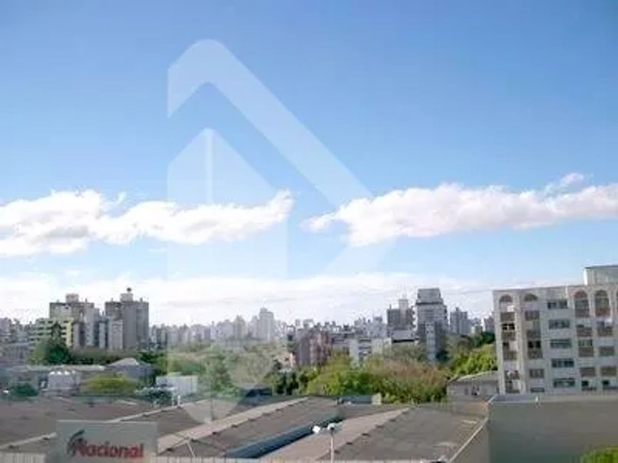 Escritório à venda no Menino Deus com área de 30 m² e ótima localização.