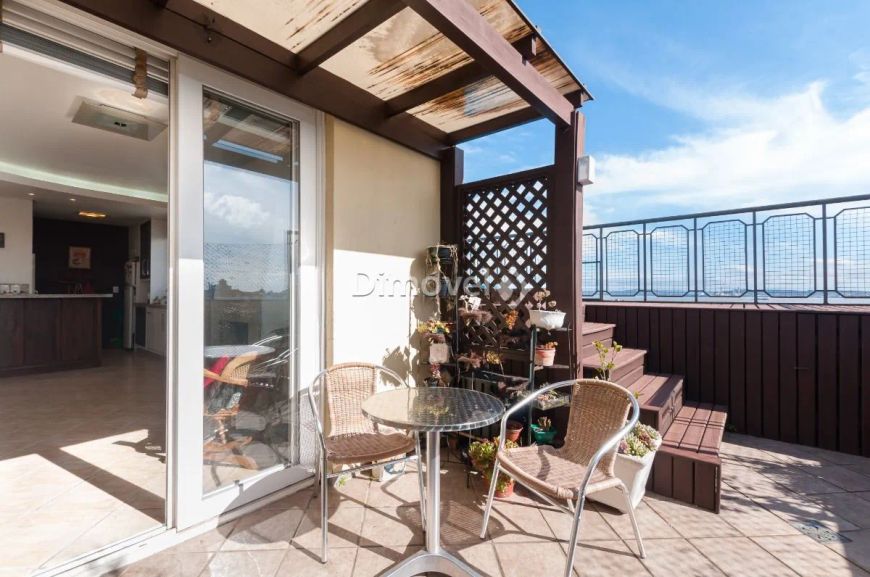 VENDA, COBERTURA com 191.59m², 3 dormitório(s), 2 vaga(s). TRISTEZA, PORTO ALEGRE.