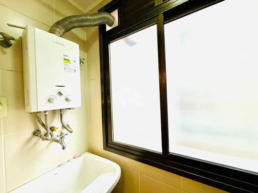 Apartamento 1 dormitório, 1 suíte e 1 vaga, Menino Deus, Porto Alegre.