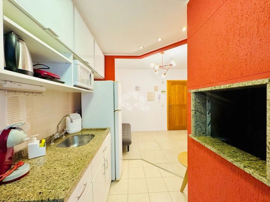 Apartamento 1 dormitório, 1 suíte e 1 vaga, Menino Deus, Porto Alegre.