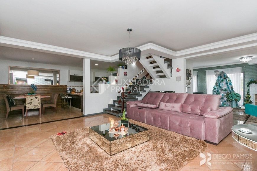 Casa em condomínio com 3 dormitórios na Vila Nova
