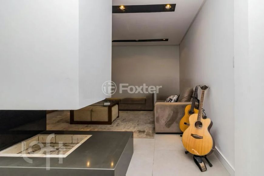 Casa à venda Rua Miracema, Chácara das Pedras - Porto Alegre