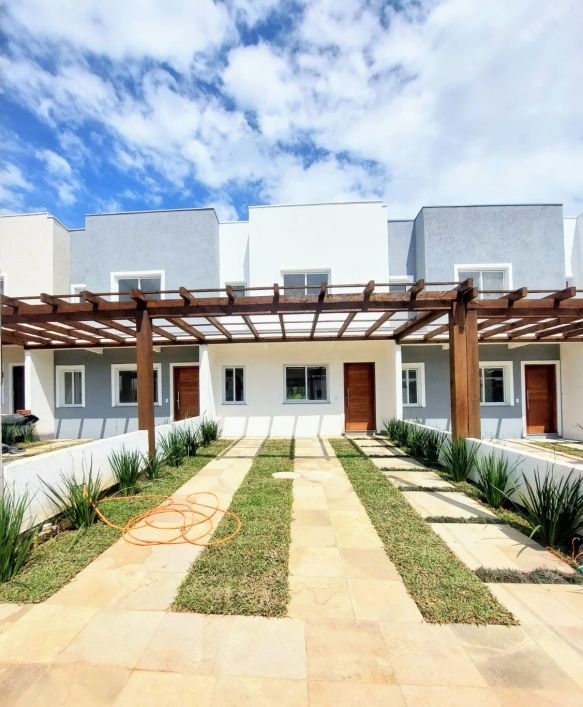 Casa em Condomínio - Ilha Verde