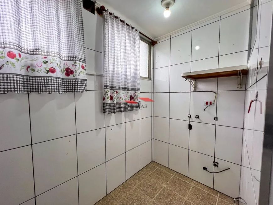 Apartamento (Padrão), com 3 quartos e 1 banheiros à Venda, 69 m² em Porto Alegre/RS