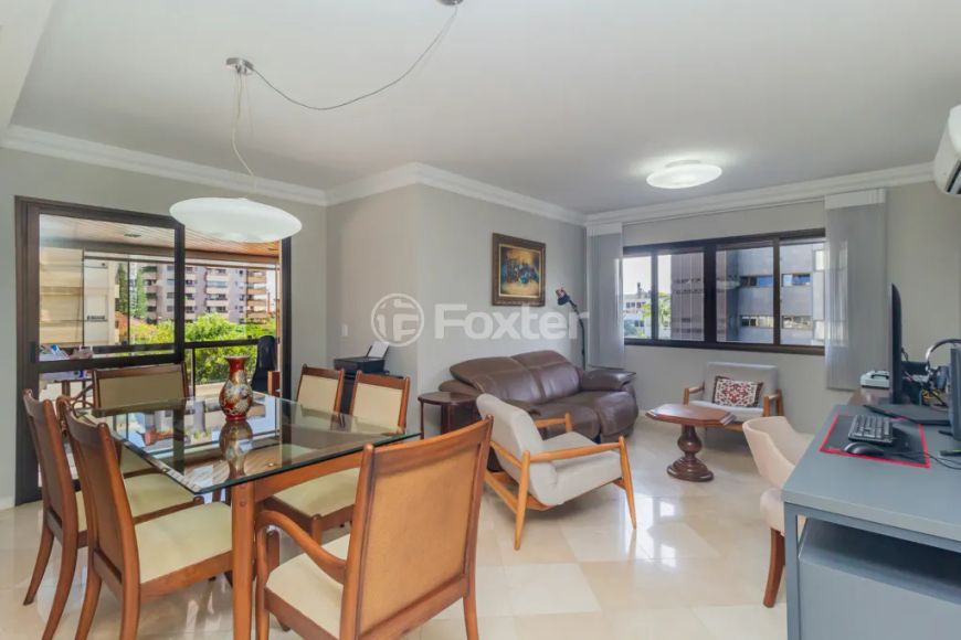 Apartamento à venda Rua Santo Inácio, Moinhos de Vento - Porto Alegre