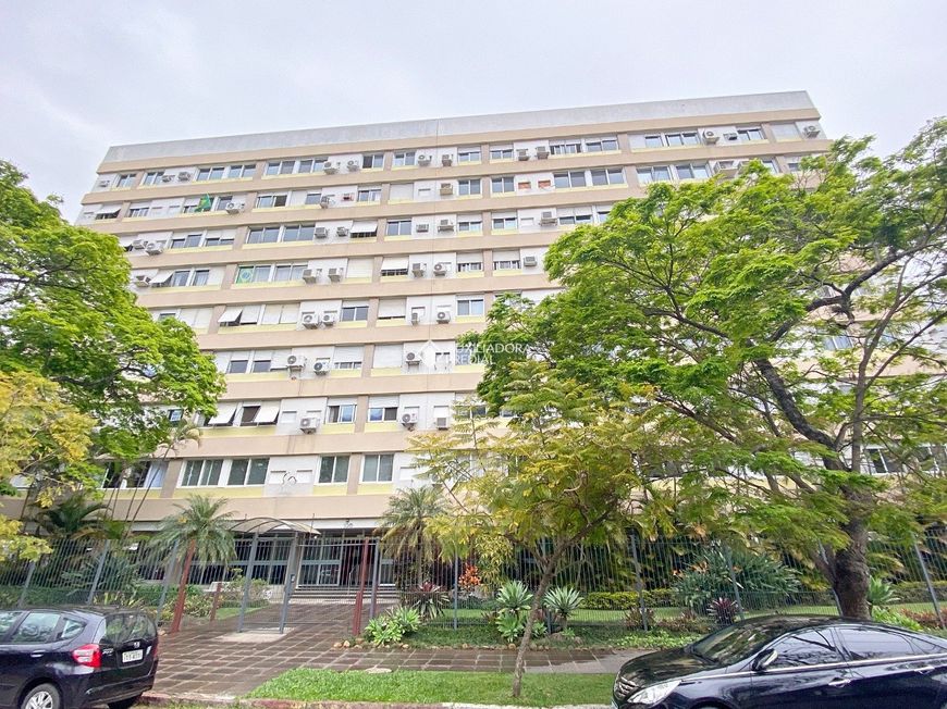 Apartamento a venda com 142m2 no bairro Menino Deus.
