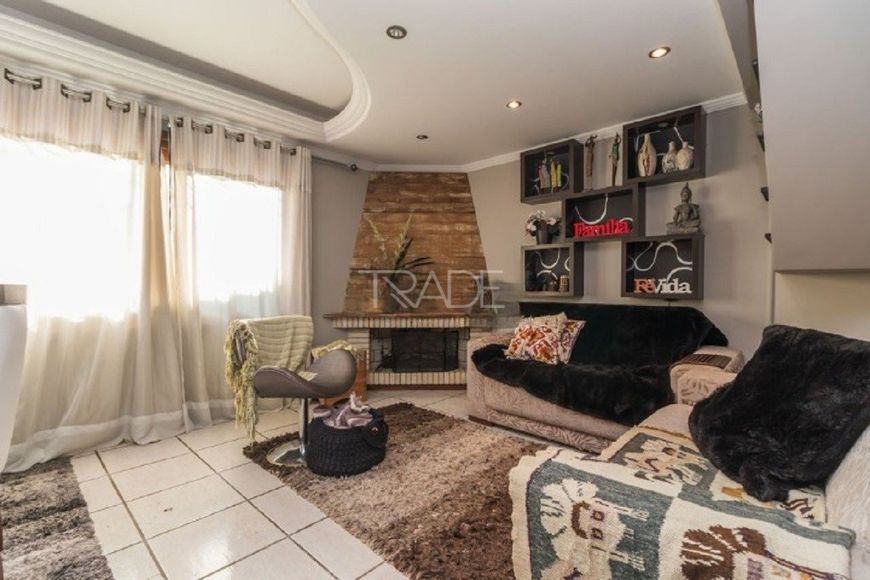 Casa em condomínio, próximo ao Jardim Verde, zona sul de Porto Alegre.
