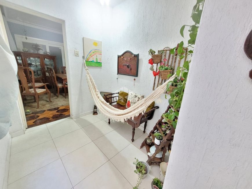 Apartamento para venda de 3 dormitórios de frente no bairro Cidade Baixa em Porto Alegre/RS.