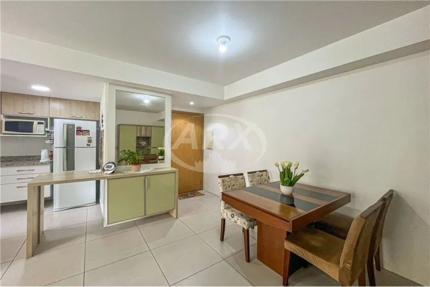 Apartamento de 84.0m² no bairro Jardim Lindóia, co