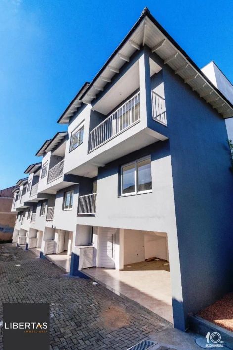 Casa para Venda - 123m², 2 dormitórios, sendo 1 suites, 2 vagas - Camaquã
