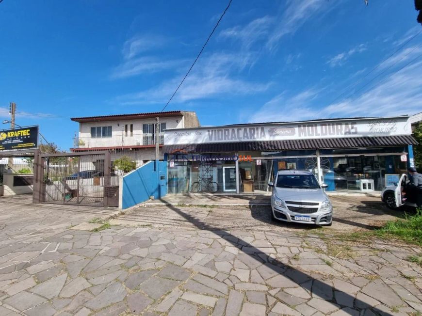 Terreno Comercial de Esquina com 916m² na Avenida Juca Batista