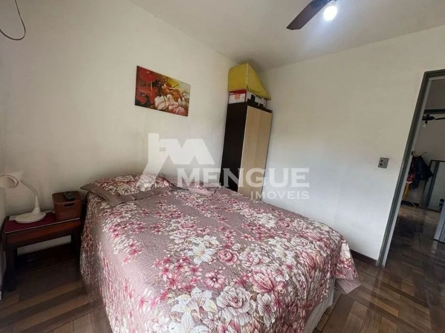 Apartamento residencial com 2 dormitórios em condomínio à venda no bairro Sarandi em Porto Alegre co