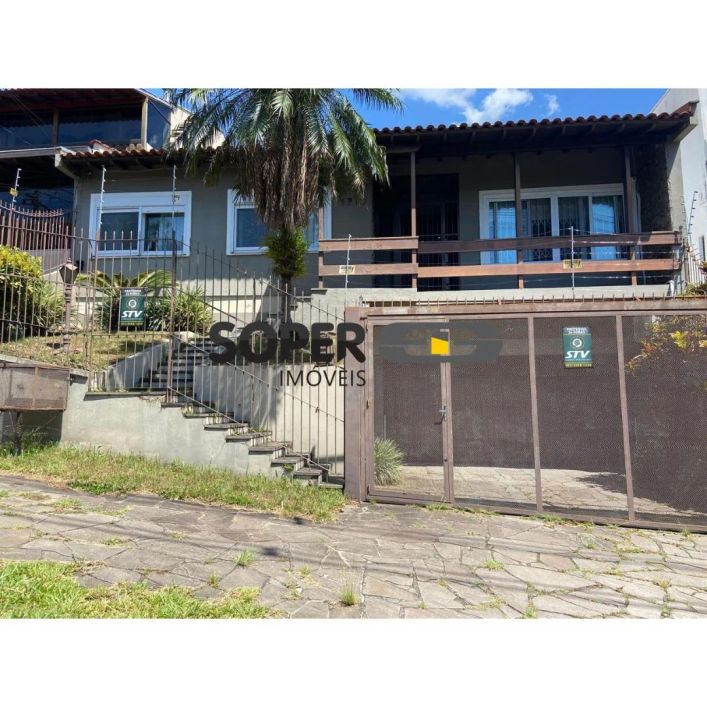 Casa Imóvel para venda possui 215 metros quadrados com 3 quartos em Nonoai - Porto Alegre - RS