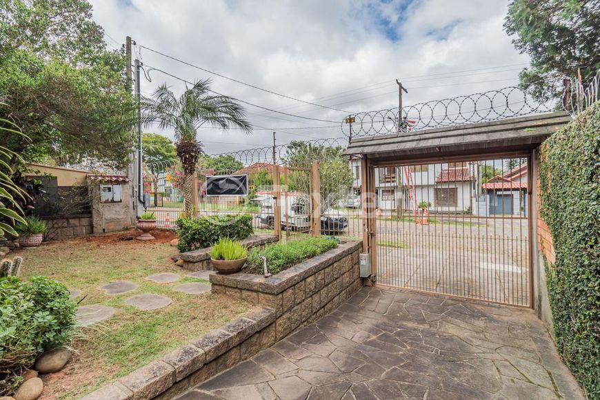 Casa à venda Rua Frederico Etzberger, Nonoai - Porto Alegre