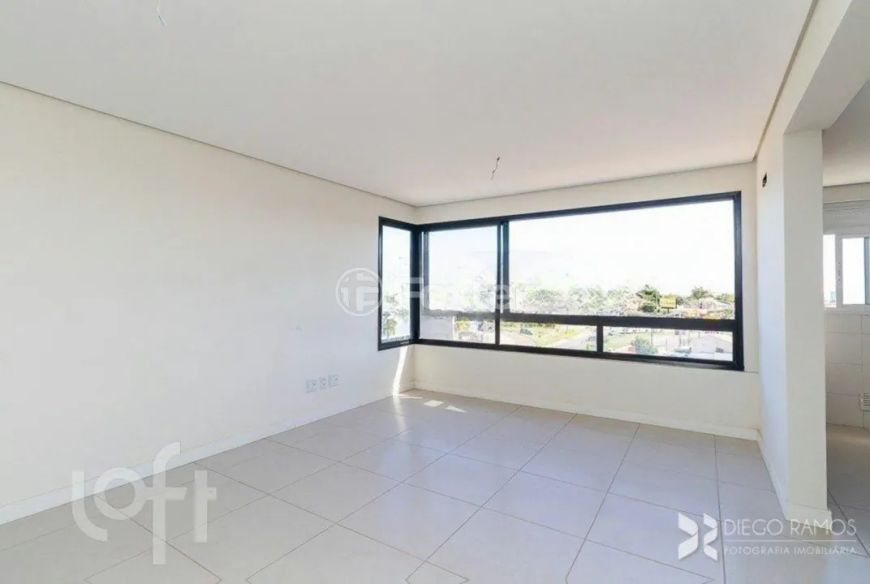 Apartamento à venda Avenida Eduardo Prado, Cavalhada - Porto Alegre