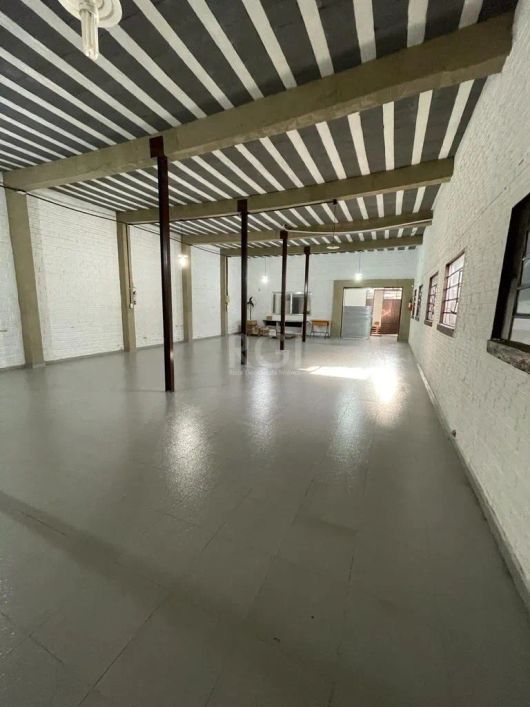 Casa ótima residência , bairro João pessoa , próprio para você que tem sua micro empresa , possui um