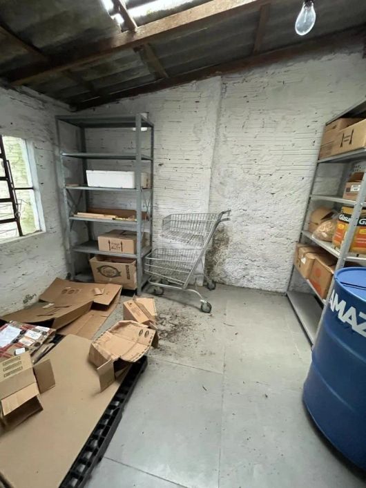 Casa ótima residência , bairro João pessoa , próprio para você que tem sua micro empresa , possui um