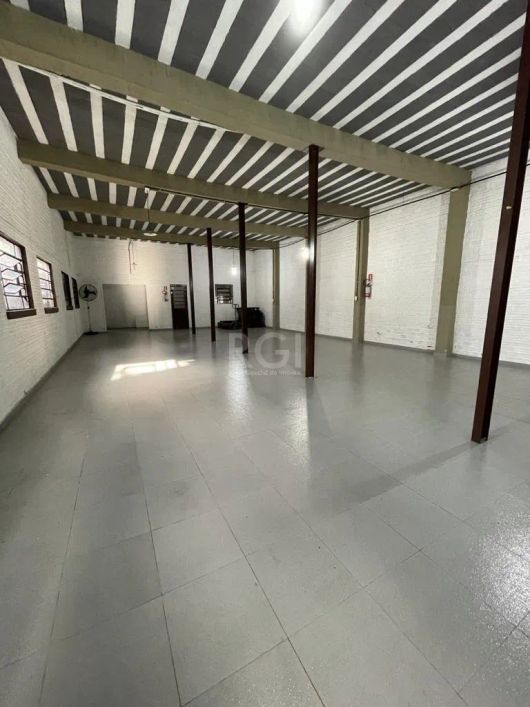 Casa ótima residência , bairro João pessoa , próprio para você que tem sua micro empresa , possui um
