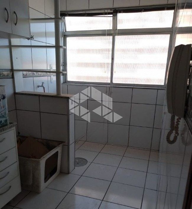 Apartamento de 2 quartos no Lindóia.