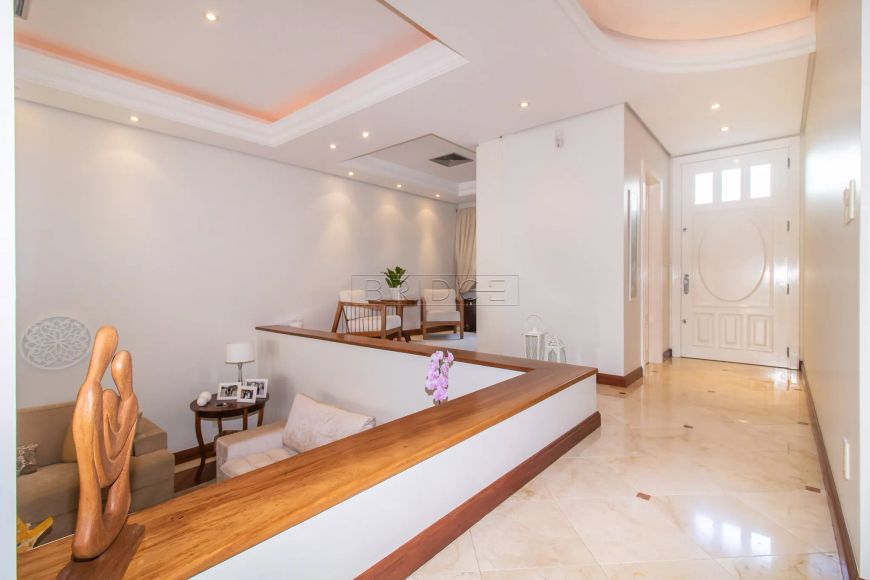 Casa na Chácara das Pedras c piscina e 5 suítes