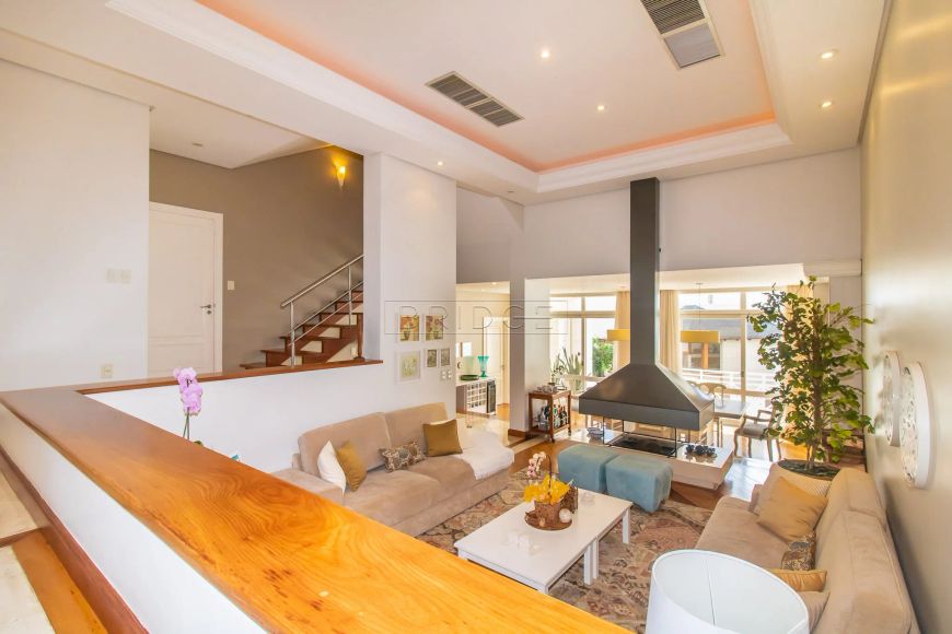 Casa na Chácara das Pedras c piscina e 5 suítes