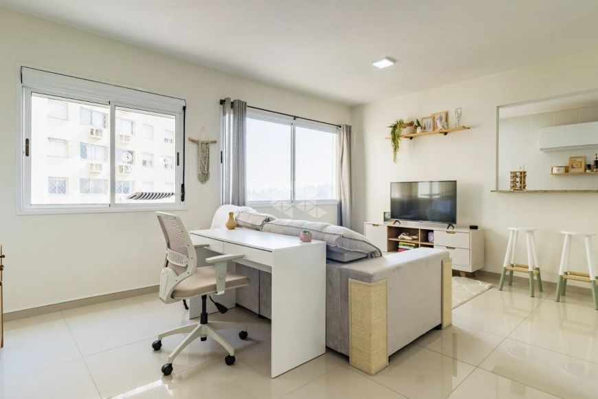 Apartamento 2 dormitórios 1 suíte 66m² 1 vaga no bairro Partenon