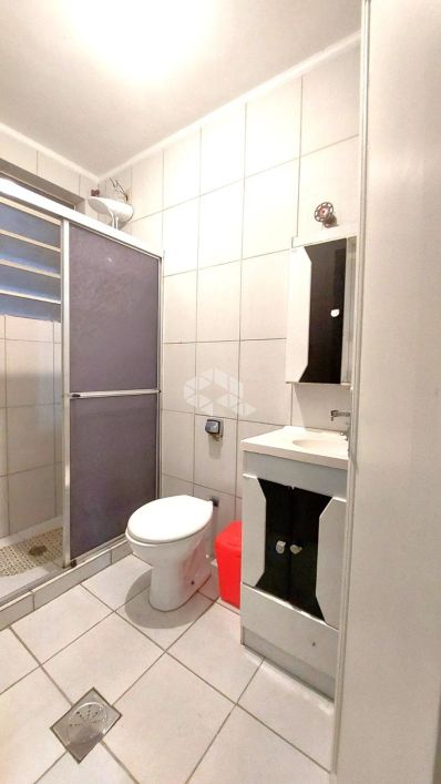 Apartamento 01 dormitório no bairro Farroupilha em Porto Alegre.