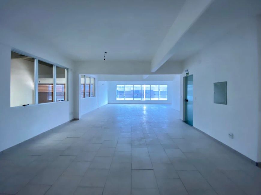Pavilhão em Condominio Fenix - Sarandi