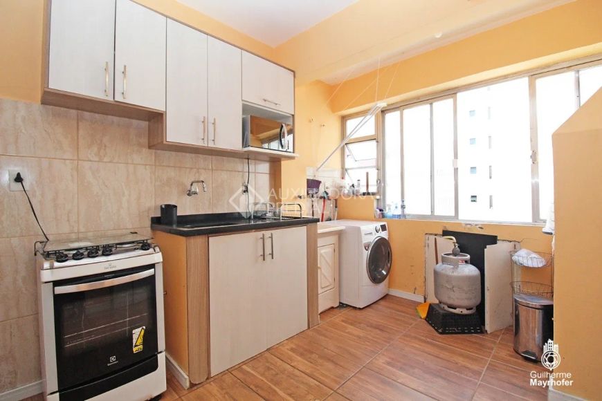 Imóvel para venda tem 80 m2, com 2 quartos, 1 vaga em Bom Fim - Porto Alegre - RS