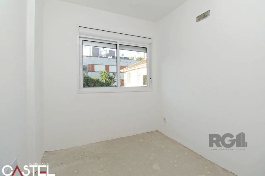 Apartamento Garden com 2 Dormitórios e Vaga a venda no Bairro Menino Deus