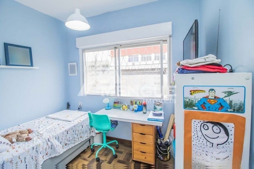 Apartamento com 2 dormitórios e 1 vaga de garagem, à venda no bairro Santa Maria Goretti em Porto Al