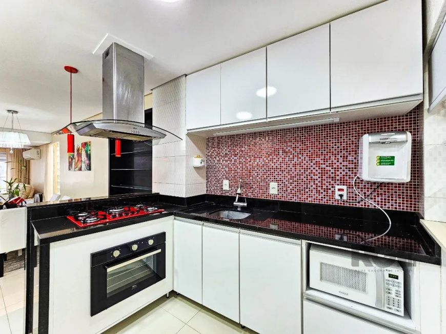 Casa residencial na charmosa Rua Demétrio Ribeiro, Centro Histórico, lindo sobrado mobiliado, totalm