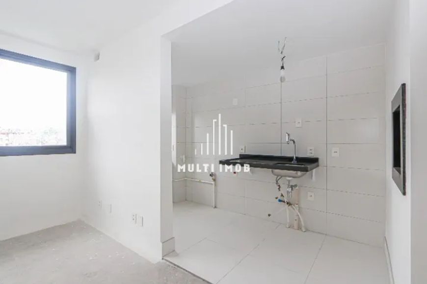 Apartamento 2 dormitórios 1 vaga no Bairro Azenha