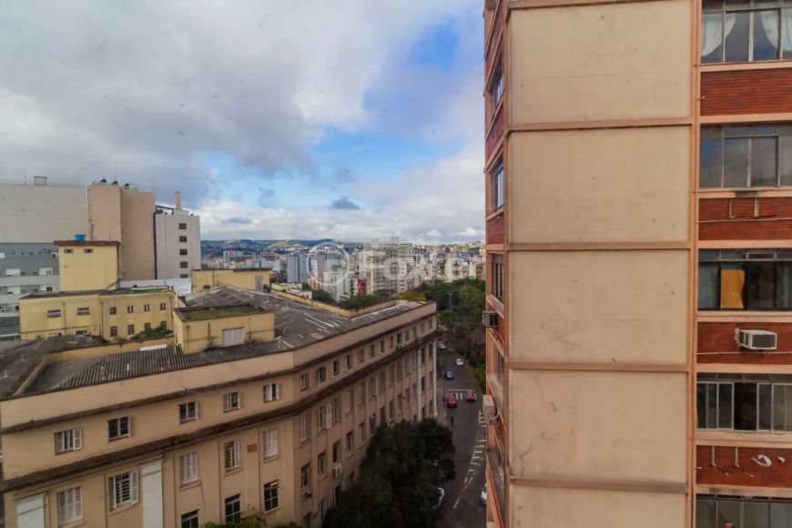 Sala / Conjunto Comercial à venda Rua General Vitorino, Centro Histórico - Porto Alegre