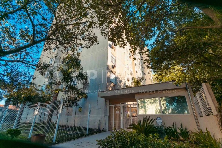 Apartamentos em Porto Alegre, no bairro Sarandi, à venda.