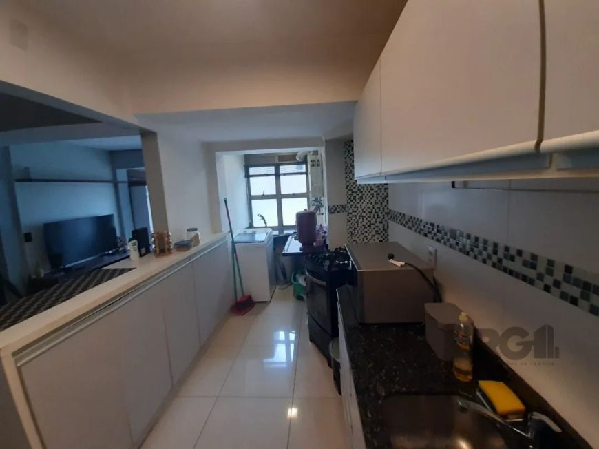 VENHA MORAR NO BAIRRO HIGIENOPOLIS , EDIFICIO PEQUENO , DUPLEX COBERTURA SENDO : PARTE DE BAIXO : 01