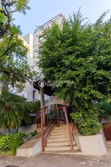 Apartamento à venda no bairro Floresta, com 33 m² e 1 dormitório/quarto disponível.