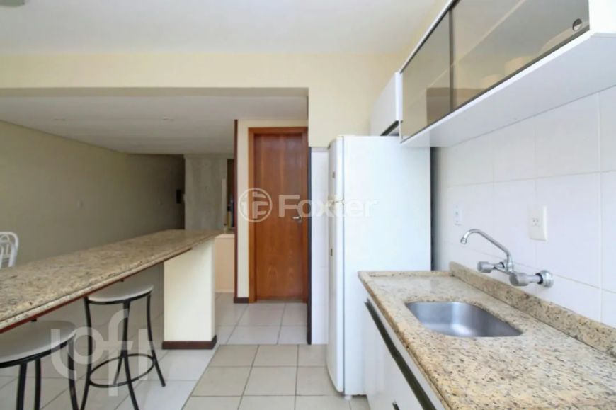 Apartamento à venda Rua Duque de Caxias, Centro Histórico - Porto Alegre