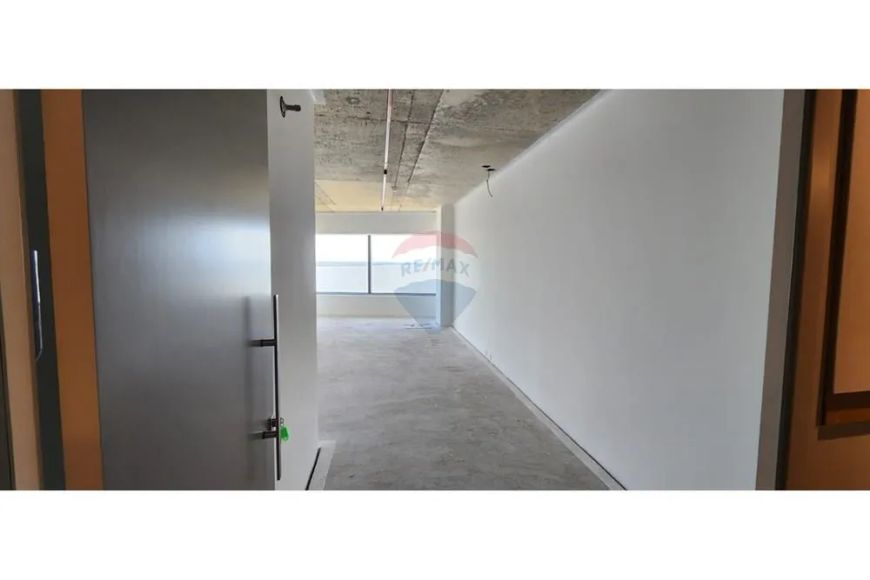 Sala comercial no novo cartão postal de Porto Alegre- Pontal Shopping