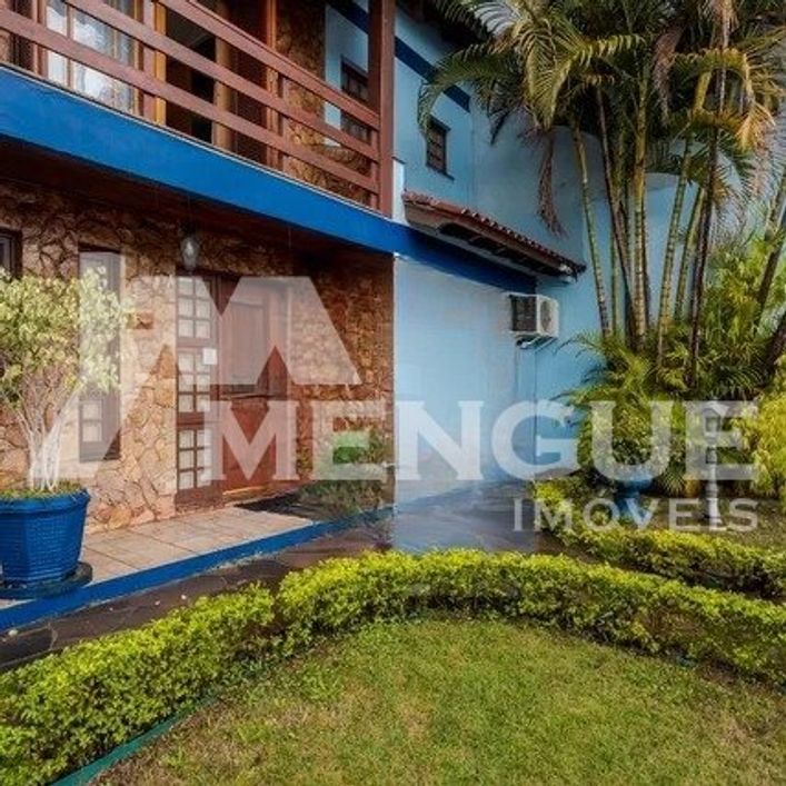 Casa com 4 dormitórios e 4 vagas de garagem a venda no Bairro Sarandi, com 180,00m² por R$ 1200.000,