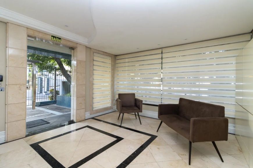 Apartamento à venda no bairro Mont Serrat com 130 m² e 3 dormitórios/quartos.