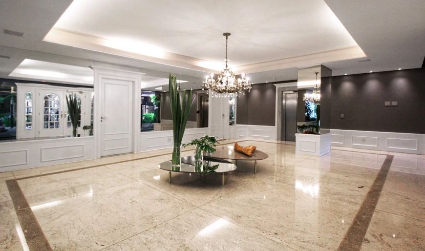 Apartamento à venda no bairro Auxiliadora com 373 m² e 3 dormitórios/quartos disponíveis.